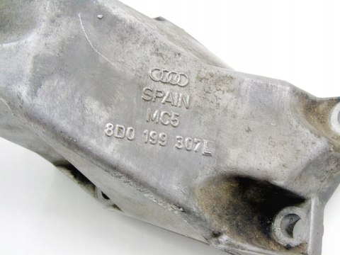 ŁAPA SKRZYNI 1.8 T 20V TURBO PASSAT AUDI A4 A6 ŁAPA SKRZYNI 1.8 T 20V TURBO PASSAT AUDI A4 A6