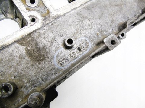 POKRYWA ZAWORÓW 1.8 T 20V TURBO PASSAT AUDI A4 A6 POKRYWA ZAWORÓW 1.8 T 20V TURBO PASSAT AUDI A4 A6