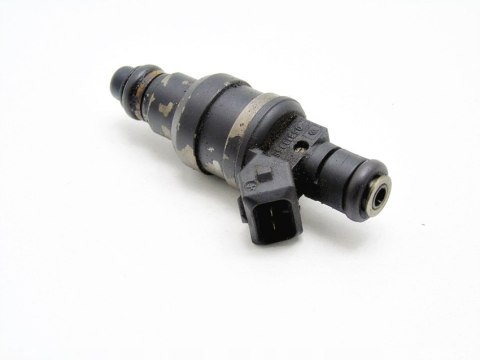 WTRYSKIWACZ 1.8 T 20V TURBO PASSAT AUDI A4 A6 WTRYSKIWACZ 1.8 T 20V TURBO PASSAT AUDI A4 A6