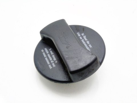 KOREK WLEWU OLEJU 2.4 V6 AUDI A4 B6 A6 C5 BDV KOREK WLEWU OLEJU 2.4 V6 AUDI A4 B6 A6 C5 BDV