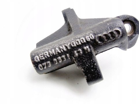 ŁAPA WSPORNIK SILNIKA 2.4 V6 AUDI A4 B6 A6 C5 ŁAPA WSPORNIK SILNIKA 2.4 V6 AUDI A4 B6 A6 C5