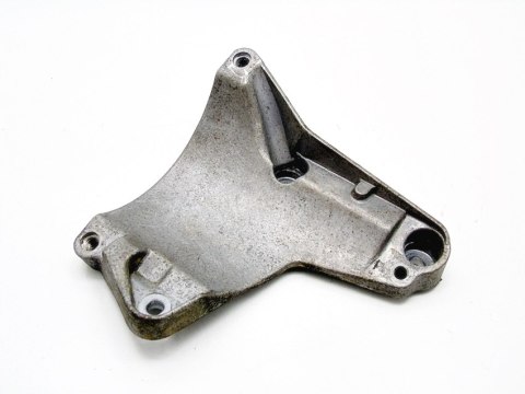 ŁAPA WSPORNIK SILNIKA 2.4 V6 AUDI A4 B6 A6 C5 ŁAPA WSPORNIK SILNIKA 2.4 V6 AUDI A4 B6 A6 C5