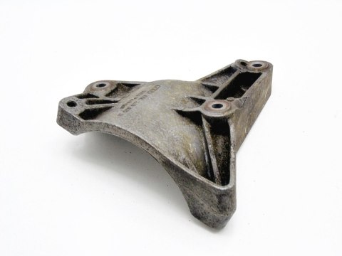 ŁAPA WSPORNIK SILNIKA 2.4 V6 AUDI A4 B6 A6 C5 ŁAPA WSPORNIK SILNIKA 2.4 V6 AUDI A4 B6 A6 C5