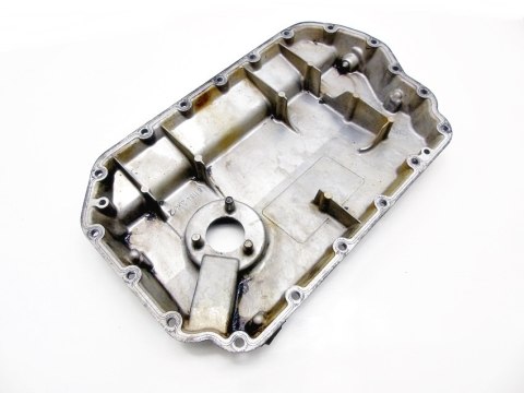 MISKA OLEJU 2.4 V6 AUDI A4 B6 A6 C5 BDV 078103604A MISKA OLEJU 2.4 V6 AUDI A4 B6 A6 C5 BDV 078103604A