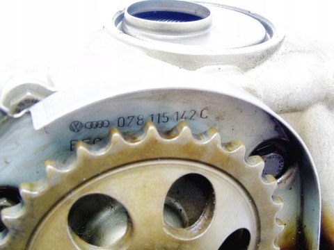 POMPA OLEJU SMOK 2.4 V6 AUDI A4 B6 A6 C5 BDV POMPA OLEJU SMOK 2.4 V6 AUDI A4 B6 A6 C5 BDV