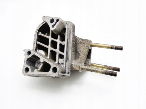 ŁAPA WSPORNIK SILNIKA 1.2 8V PUNTO 2 II 73502697 ŁAPA WSPORNIK SILNIKA 1.2 8V PUNTO 2 II 73502697