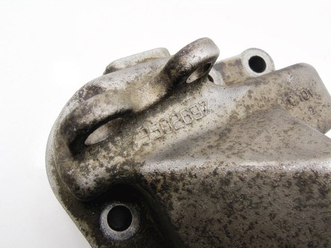 ŁAPA WSPORNIK SILNIKA 1.2 8V PUNTO 2 II 73502697 ŁAPA WSPORNIK SILNIKA 1.2 8V PUNTO 2 II 73502697