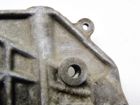 ŁAPA WSPORNIK SILNIKA 1.9 JTD 147 156 PUNTO LYBRA ŁAPA WSPORNIK SILNIKA 1.9 JTD 147 156 PUNTO LYBRA