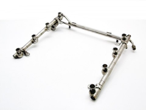 LISTWA WTRYSKOWA 4.2 V8 AUDI A8 D3 SPYKER C8 LISTWA WTRYSKOWA 4.2 V8 AUDI A8 D3 SPYKER C8