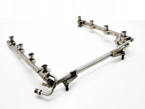 LISTWA WTRYSKOWA 4.2 V8 AUDI A8 D3 SPYKER C8 LISTWA WTRYSKOWA 4.2 V8 AUDI A8 D3 SPYKER C8