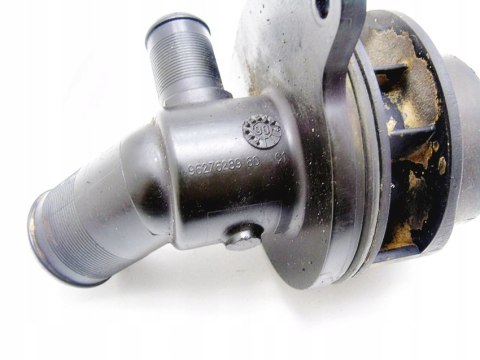 OBUDOWA POMPY WODY 1.4 16V 307 C4 207 C2 C3 206 OBUDOWA POMPY WODY 1.4 16V 307 C4 207 C2 C3 206