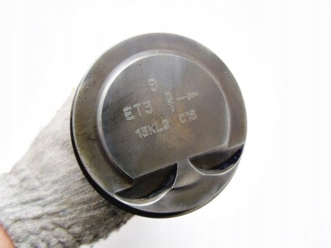 TŁOK KORBOWÓD 1.4 16V 307 C4 207 C2 C3 206 1007 TŁOK KORBOWÓD 1.4 16V 307 C4 207 C2 C3 206 1007