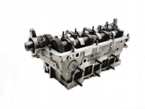GŁOWICA LEWA 2.5 TDI AUDI A4 A6 A8 PASSAT GŁOWICA LEWA 2.5 TDI AUDI A4 A6 A8 PASSAT