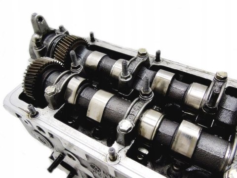 GŁOWICA LEWA 2.5 TDI AUDI A4 A6 A8 PASSAT GŁOWICA LEWA 2.5 TDI AUDI A4 A6 A8 PASSAT