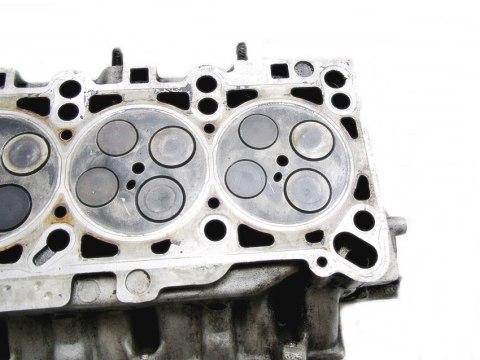 GŁOWICA LEWA 2.5 TDI AUDI A4 A6 A8 PASSAT GŁOWICA LEWA 2.5 TDI AUDI A4 A6 A8 PASSAT
