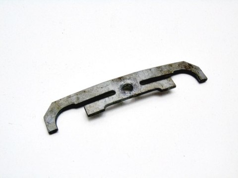 ŁAPKA WTRYSKU 2.0 16V BMW N43 E61 E60 E90 E91 E92 ŁAPKA WTRYSKU 2.0 16V BMW N43 E61 E60 E90 E91 E92