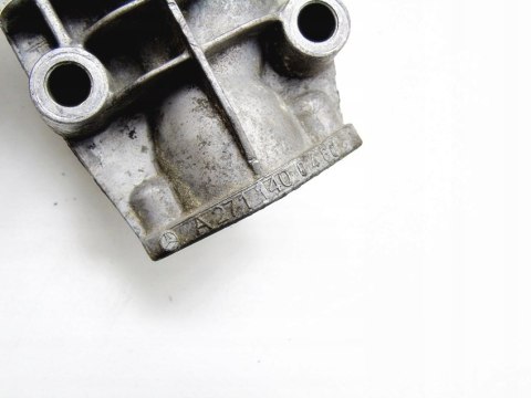 ZAWÓR EGR 1.8 KOM 200 CGI CLK C209 W203 S203 CL203 ZAWÓR EGR 1.8 KOM 200 CGI CLK C209 W203 S203 CL203