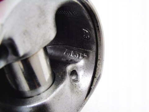 TŁOK 2.5 TDI AUDI A4 A6 A8 PASSAT TŁOK 2.5 TDI AUDI A4 A6 A8 PASSAT
