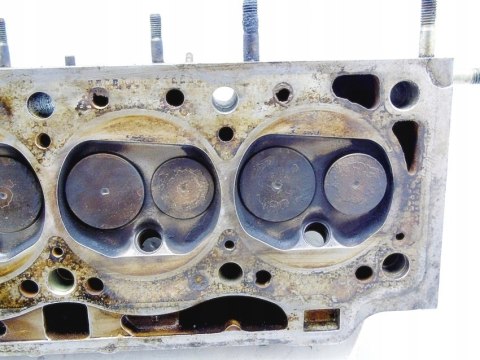 GŁOWICA WAŁEK 1.8 8V LAGUNA CLIO RENAULT 19 GŁOWICA WAŁEK 1.8 8V LAGUNA CLIO RENAULT 19