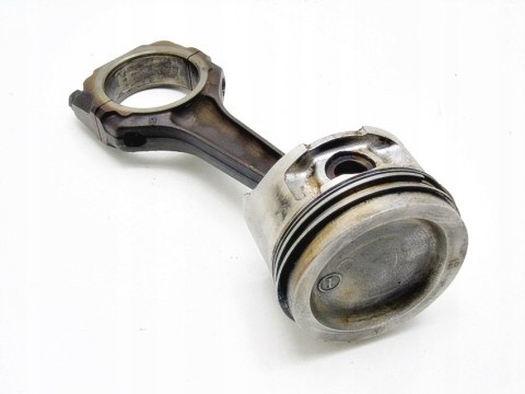 TŁOK KORBOWÓD 1.8 8V LAGUNA CLIO RENAULT 19 TŁOK KORBOWÓD 1.8 8V LAGUNA CLIO RENAULT 19