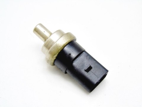 CZUJNIK TEMP PALIWA 3.0 TDI AUDI A4 B7 A6 C6 A8 D3 CZUJNIK TEMP PALIWA 3.0 TDI AUDI A4 B7 A6 C6 A8 D3