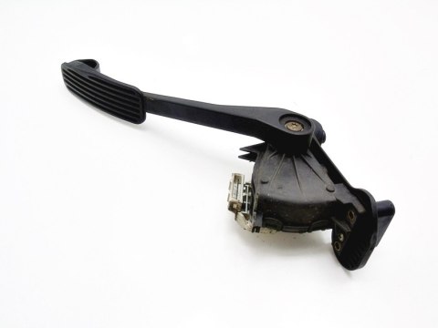 PEDAŁ GAZU POTENCJOMETR VOLVO V70 II D5 2.4 D PEDAŁ GAZU POTENCJOMETR VOLVO V70 II D5 2.4 D