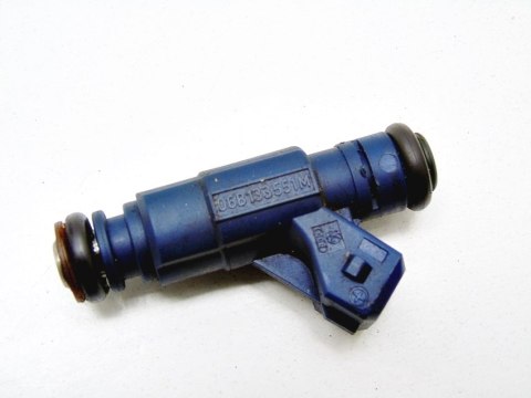 WTRYSKIWACZ 1.8 T 20V PASSAT AUDI A4 B5 A6 SUPERB WTRYSKIWACZ 1.8 T 20V PASSAT AUDI A4 B5 A6 SUPERB