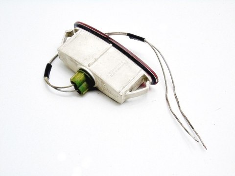 LAMPKA DRZWI LEWY TYŁ RENAULT LAGUNA II 2 LAMPKA DRZWI LEWY TYŁ RENAULT LAGUNA II 2