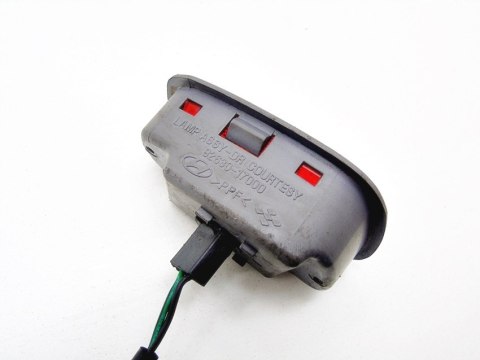 LAMPKA OŚWIETLENIE DRZWI PRZÓD HYUNDAI MATRIX LAMPKA OŚWIETLENIE DRZWI PRZÓD HYUNDAI MATRIX