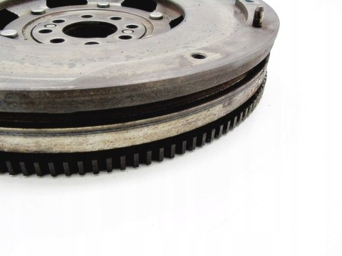 KOŁO DWUMASOWE ZAMACHOW 3.2 V6 VECTRA C SIGNUM CTS KOŁO DWUMASOWE ZAMACHOW 3.2 V6 VECTRA C SIGNUM CTS