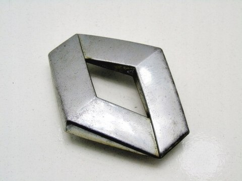 ZNACZEK EMBLEMAT KLAPY BAGAŻNIKA RENAULT SCENIC II ZNACZEK EMBLEMAT KLAPY BAGAŻNIKA RENAULT SCENIC II