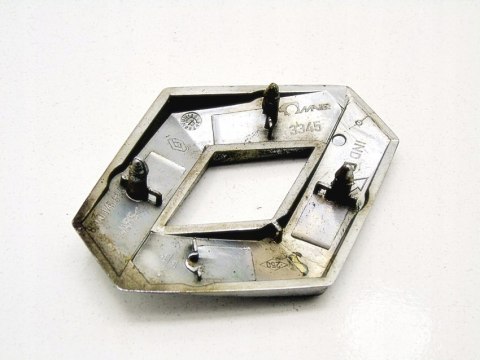 ZNACZEK EMBLEMAT KLAPY BAGAŻNIKA RENAULT SCENIC II ZNACZEK EMBLEMAT KLAPY BAGAŻNIKA RENAULT SCENIC II