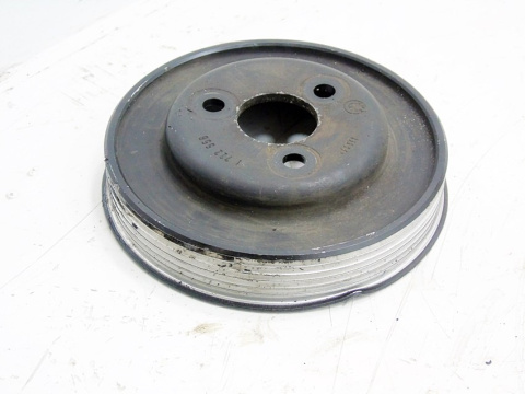 KOŁO POMPY WSPOMAGANIA BMW 3 E36 E46 1.6 I CI 8V KOŁO POMPY WSPOMAGANIA BMW 3 E36 E46 1.6 I CI 8V