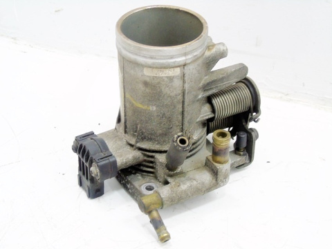 PRZEPUSTNICA BMW 3 E36 E46 1.6 I CI 8V M43B16 PRZEPUSTNICA BMW 3 E36 E46 1.6 I CI 8V M43B16