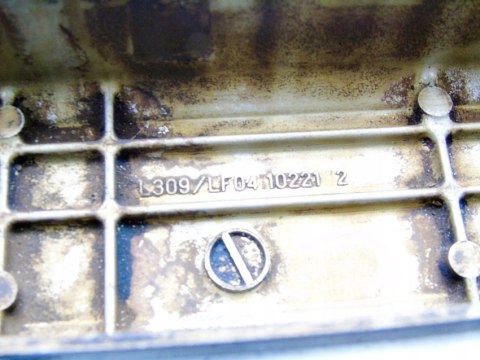POKRYWA ZAWORÓW 1.8 2.0 16V MAZDA 5 6 MX5 POKRYWA ZAWORÓW 1.8 2.0 16V MAZDA 5 6 MX5