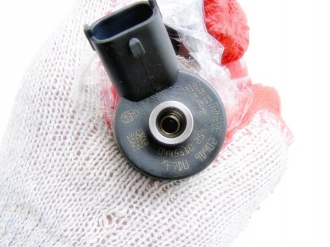 WTRYSKIWACZ 1.6 HDI TDCI 04455110259 VOLVO FORD PS WTRYSKIWACZ 1.6 HDI TDCI 04455110259 VOLVO FORD PS