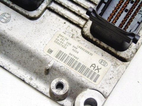 STEROWNIK SILNIKA 1.2 16V CORSA D 55557933 AX STEROWNIK SILNIKA 1.2 16V CORSA D 55557933 AX