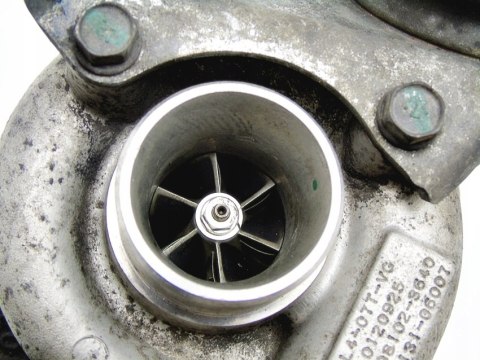 TURBOSPRĘŻARKA 1.7 CDTI ASTRA H CORSA C MERIVA A TURBOSPRĘŻARKA 1.7 CDTI ASTRA H CORSA C MERIVA A