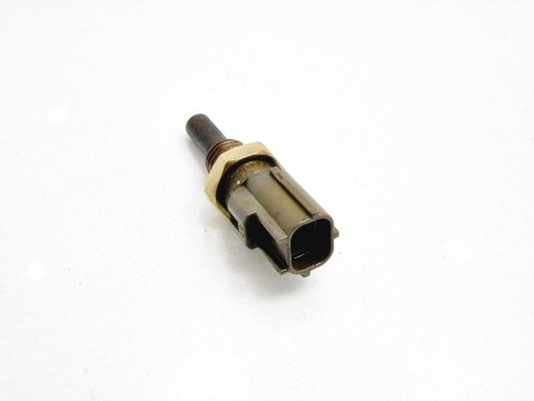 CZUJNIK WODY 2.0 T VOLVO V70 C70 S70 S80 8653103 CZUJNIK WODY 2.0 T VOLVO V70 C70 S70 S80 8653103