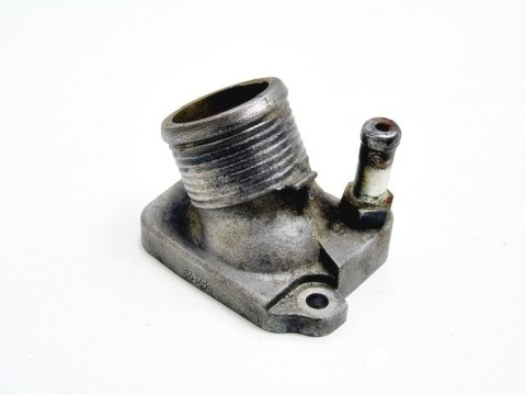 OBUDOWA TERMOSTATU 2.0 20V VOLVO V70 C70 S70 S80 OBUDOWA TERMOSTATU 2.0 20V VOLVO V70 C70 S70 S80