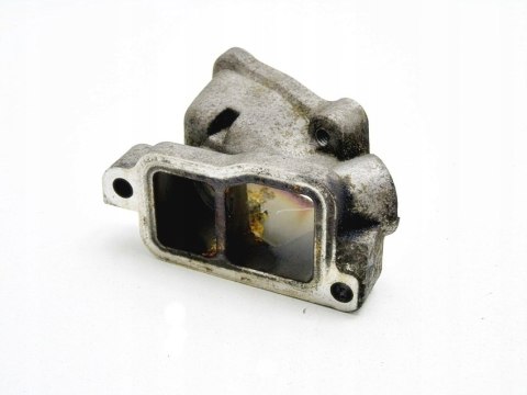 OBUDOWA TERMOSTATU 2.0 20V VOLVO V70 C70 S70 S80 OBUDOWA TERMOSTATU 2.0 20V VOLVO V70 C70 S70 S80