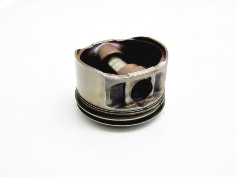 TŁOK 24608A 2.0 20V TURBO VOLVO V70 C70 S70 S80 TŁOK 24608A 2.0 20V TURBO VOLVO V70 C70 S70 S80