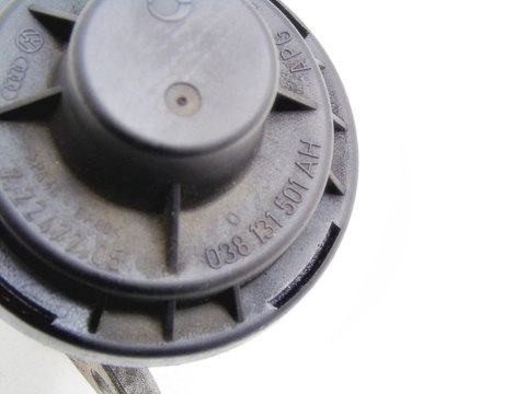 ZAWÓR SPALIN EGR 2.0 SDI GOLF V 038131501AH ZAWÓR SPALIN EGR 2.0 SDI GOLF V 038131501AH