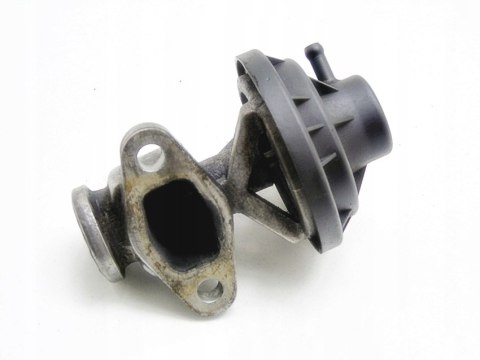 ZAWÓR SPALIN EGR 2.0 SDI GOLF V 038131501AH ZAWÓR SPALIN EGR 2.0 SDI GOLF V 038131501AH
