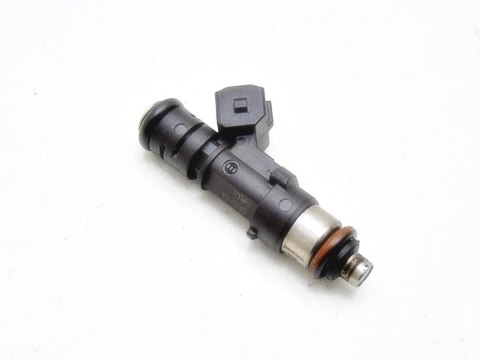 WTRYSKIWACZ 1.25 1.4 FIESTA MK6 MK7 08-12 8A6G-AA WTRYSKIWACZ 1.25 1.4 FIESTA MK6 MK7 08-12 8A6G-AA