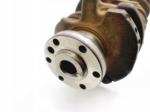 WAŁ KORBOWY 1.6 8V ASTRA F G VECTRA B 90467348 WAŁ KORBOWY 1.6 8V ASTRA F G VECTRA B 90467348