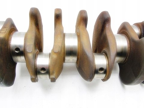 WAŁ KORBOWY 1.6 8V ASTRA F G VECTRA B 90467348 WAŁ KORBOWY 1.6 8V ASTRA F G VECTRA B 90467348