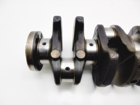 WAŁ KORBOWY 2.0 DI CITD MAZDA 3 5 6 MPV 2 FR5C WAŁ KORBOWY 2.0 DI CITD MAZDA 3 5 6 MPV 2 FR5C