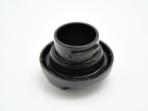 KOREK WLEWU OLEJU 1.8 16V 407 406 C5 XSARA PICASSO KOREK WLEWU OLEJU 1.8 16V 407 406 C5 XSARA PICASSO