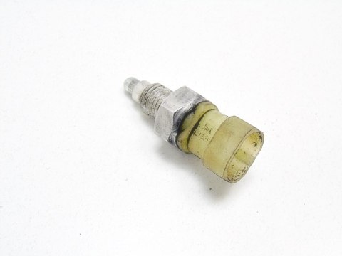 WŁĄCZNIK STECZNEGO 1.2 16V CORSA C D ASTRA H AGILA WŁĄCZNIK STECZNEGO 1.2 16V CORSA C D ASTRA H AGILA